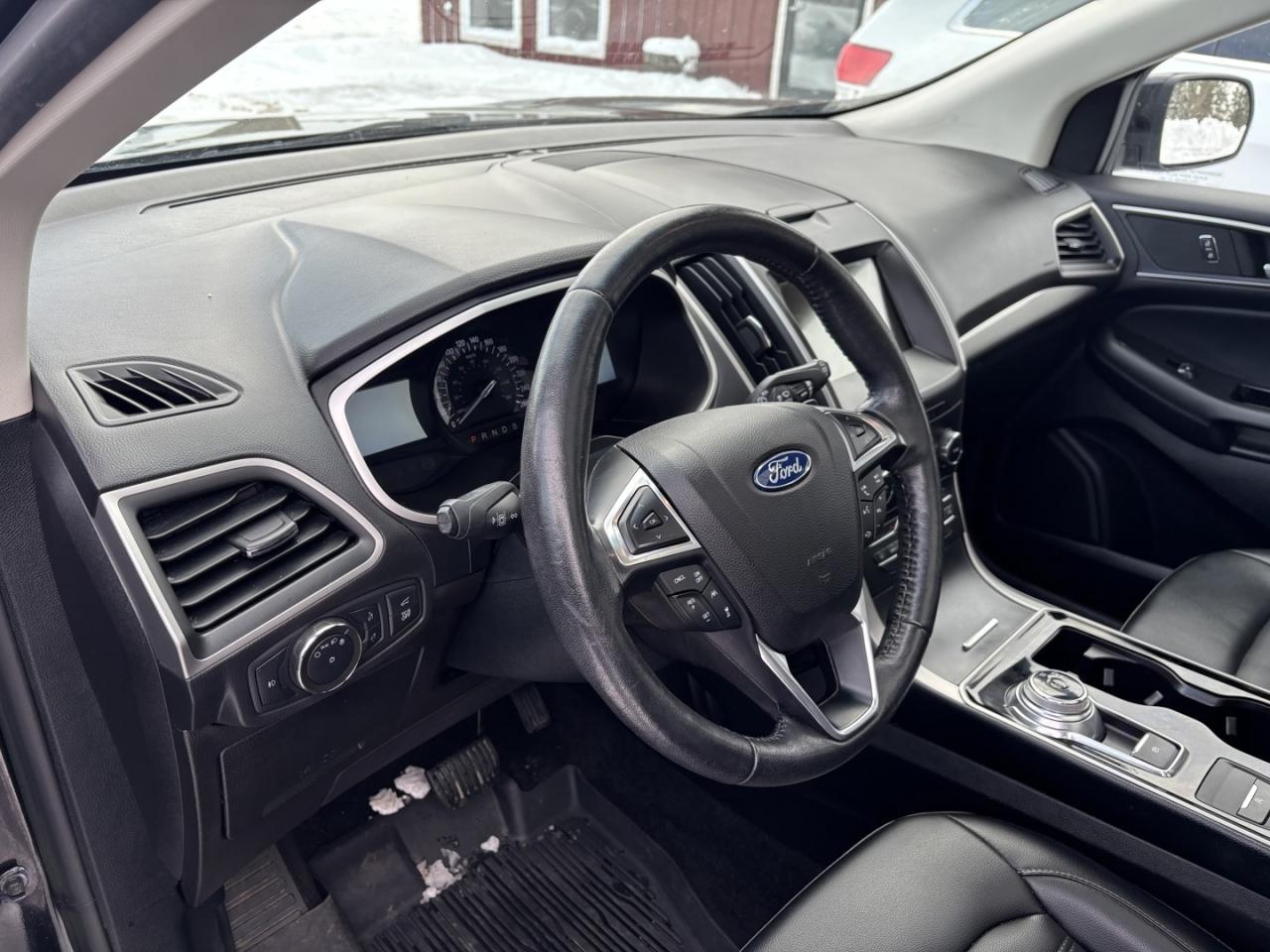 2019 Ford Edge SEL ~NO ACCIDENTS~LEATHER~AWD~ Photo