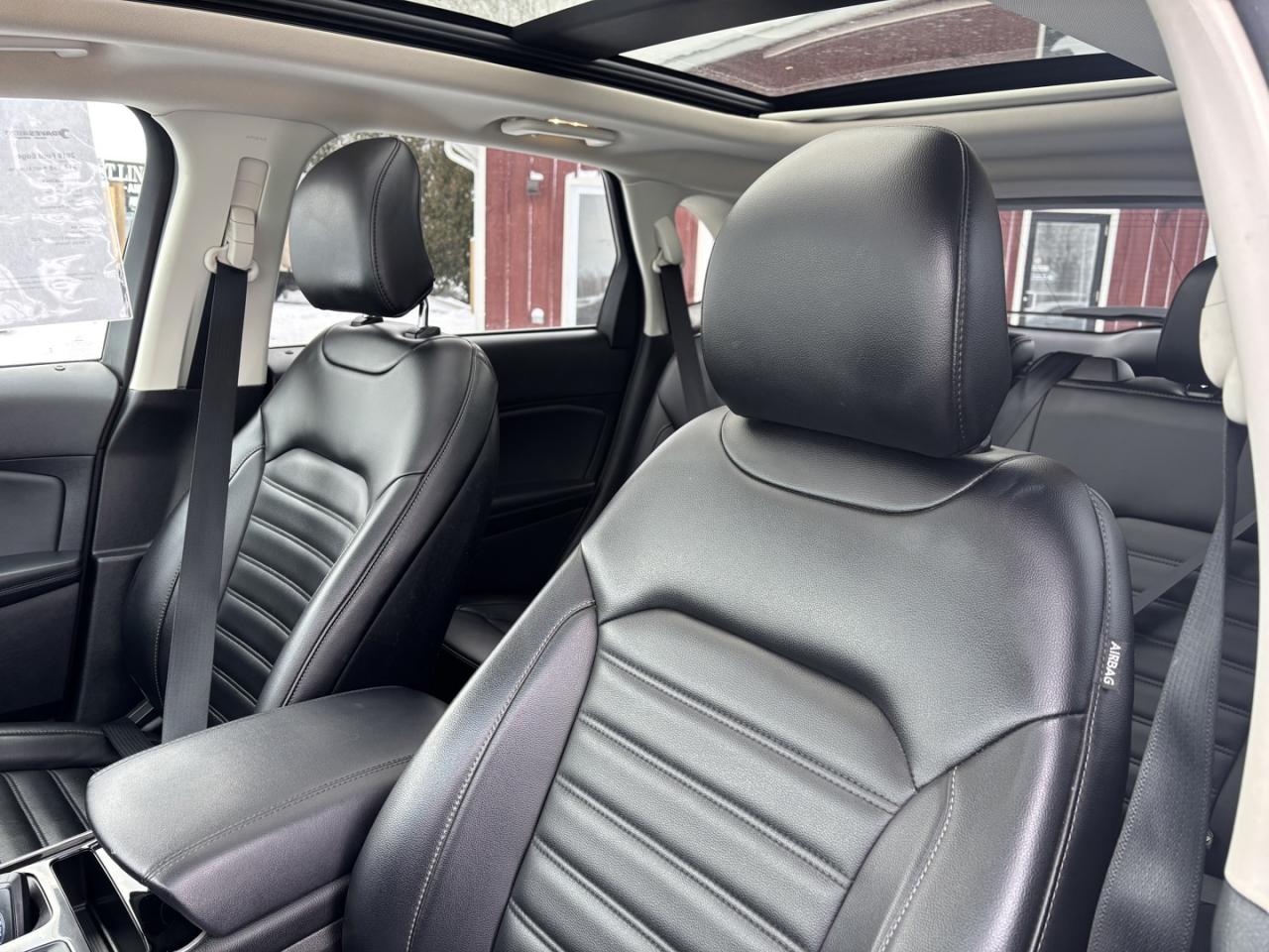 2019 Ford Edge SEL ~NO ACCIDENTS~LEATHER~AWD~ Photo