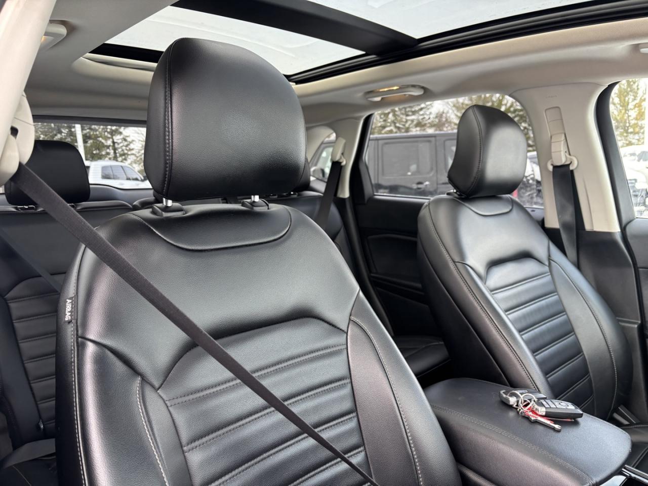 2019 Ford Edge SEL ~NO ACCIDENTS~LEATHER~AWD~ Photo