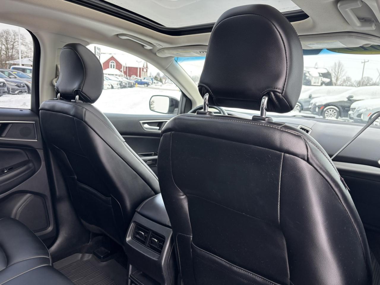 2019 Ford Edge SEL ~NO ACCIDENTS~LEATHER~AWD~ Photo