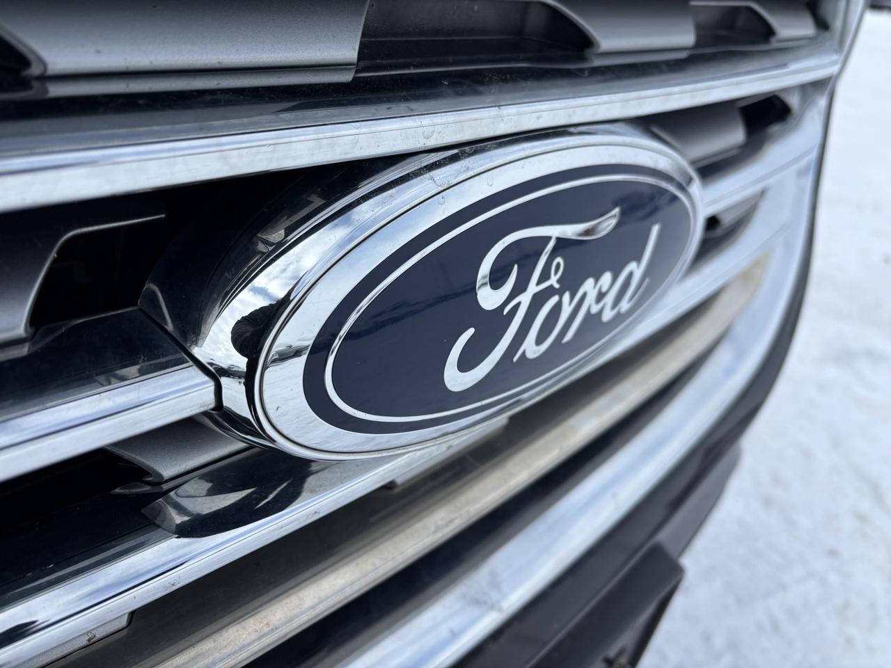 2019 Ford Edge SEL ~NO ACCIDENTS~LEATHER~AWD~ Photo