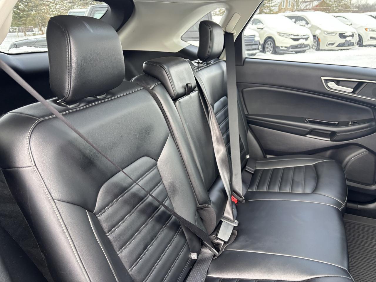 2019 Ford Edge SEL ~NO ACCIDENTS~LEATHER~AWD~ Photo