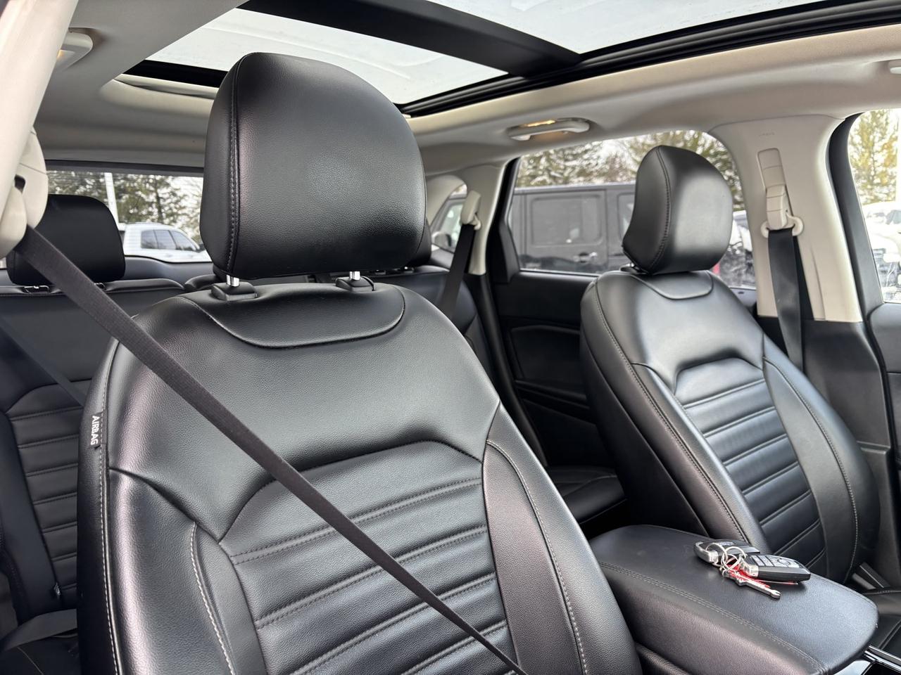 2019 Ford Edge SEL ~NO ACCIDENTS~LEATHER~AWD~ Photo