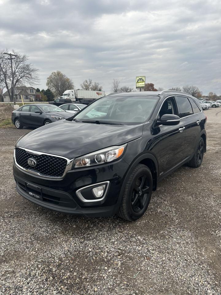 2017 Kia Sorento LX - Photo #2