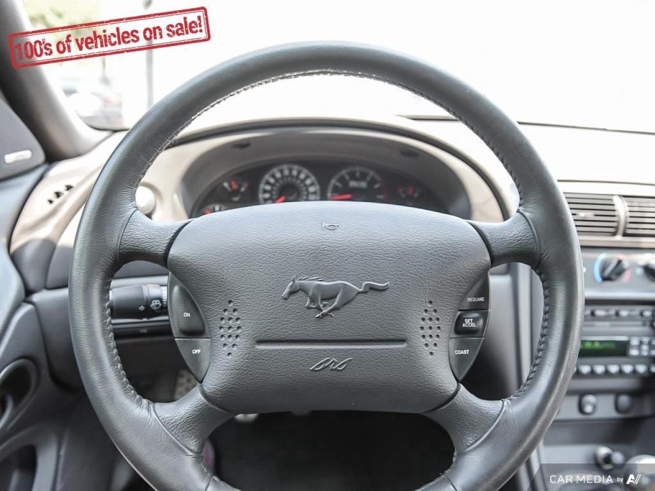 2001 Ford Mustang GT Photo