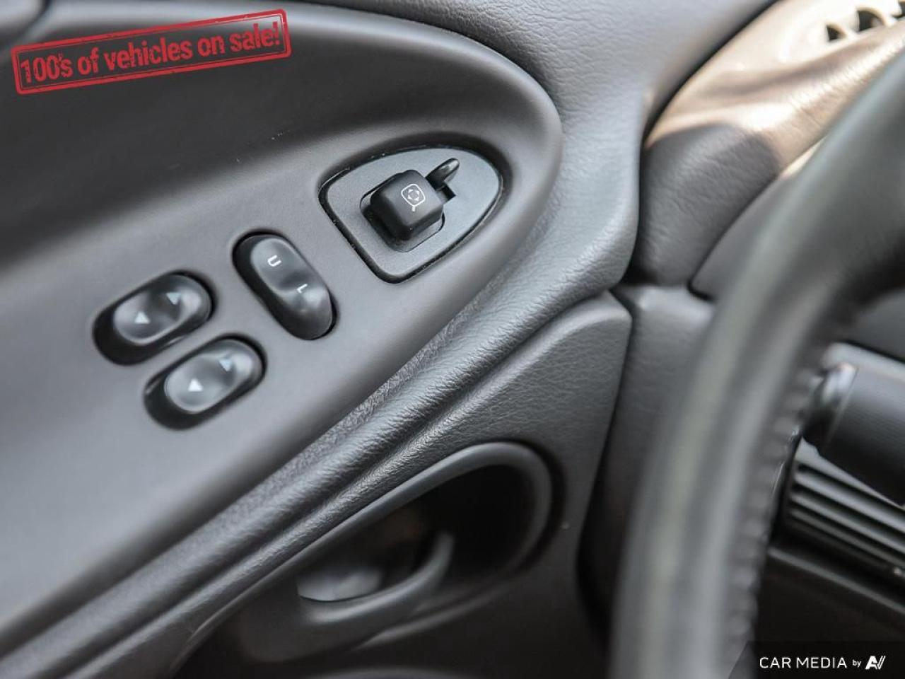2001 Ford Mustang GT Photo