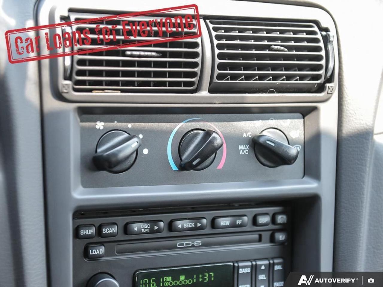 2001 Ford Mustang GT Photo