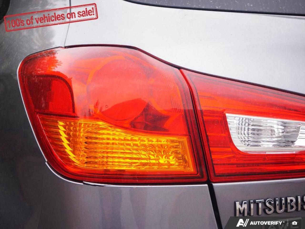 2019 Mitsubishi RVR SE Photo