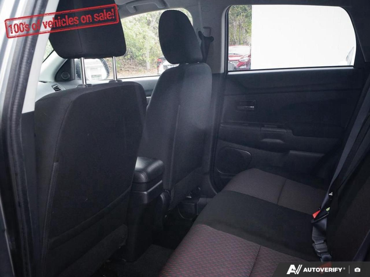 2019 Mitsubishi RVR SE Photo