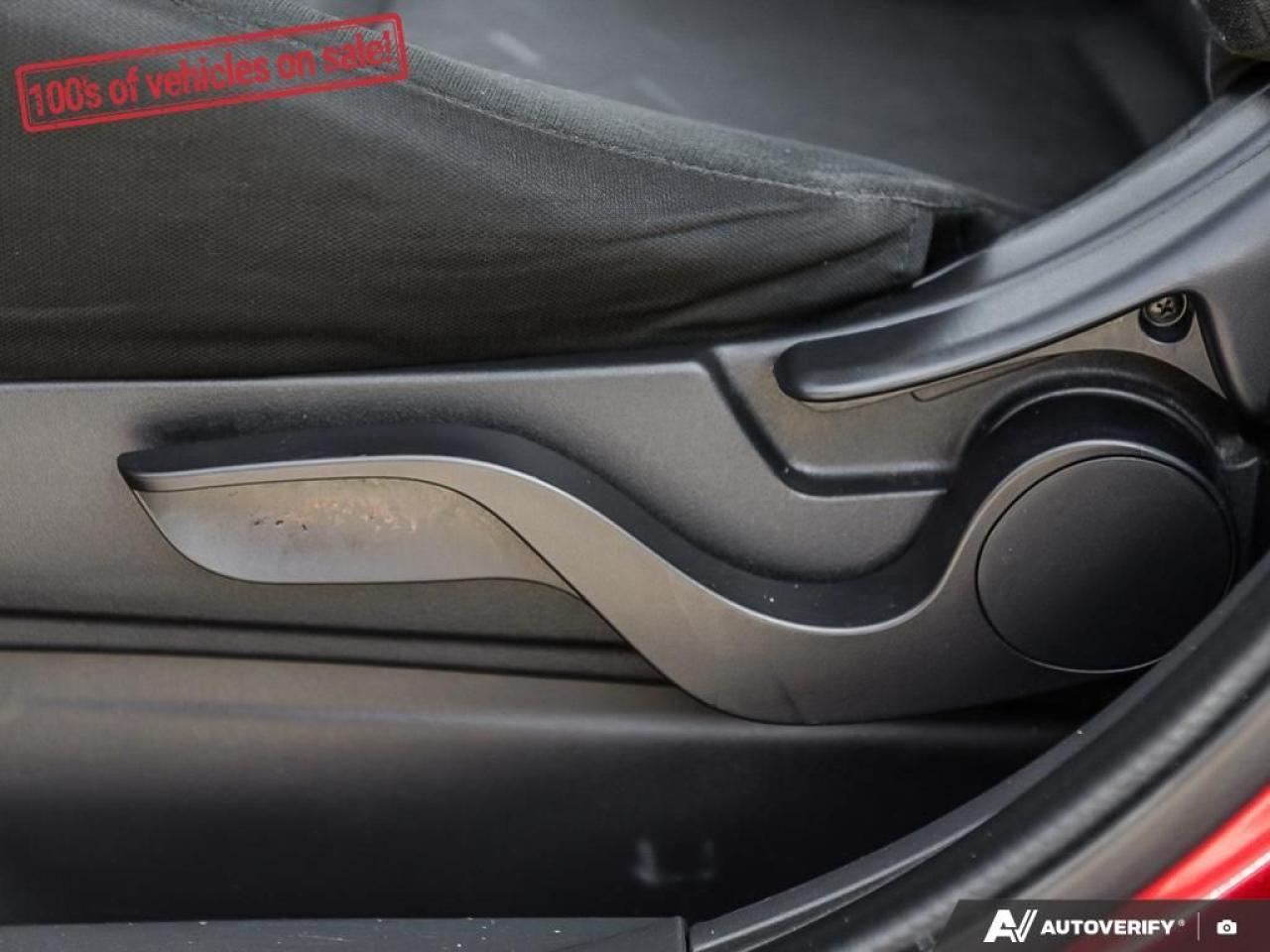 2022 Mitsubishi RVR ES Photo