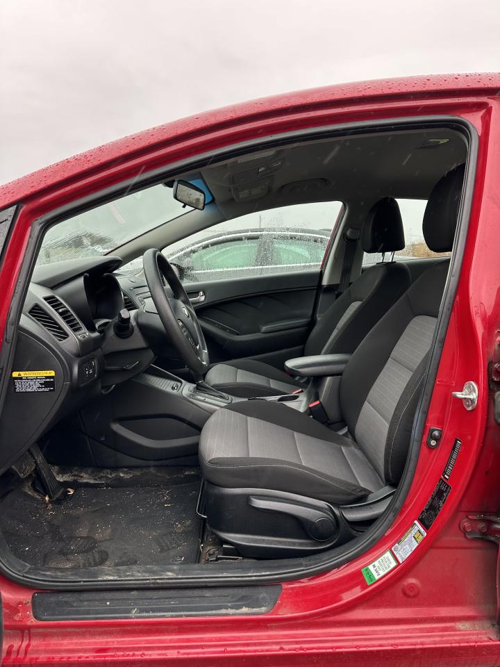 2014 Kia Forte LX - Photo #8