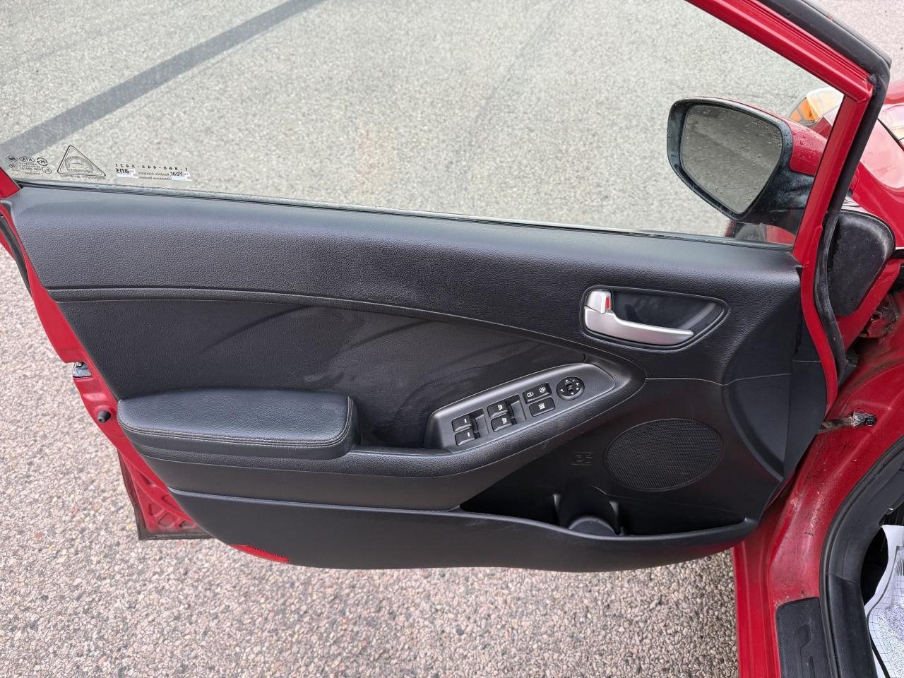 2014 Kia Forte LX - Photo #15