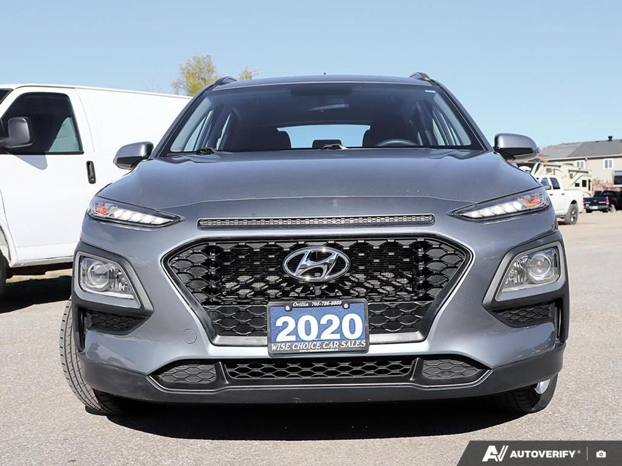 2020 Hyundai KONA Essential, AWD, R/V CAM, HEATED SEATS, B.TOOTH - Photo #2