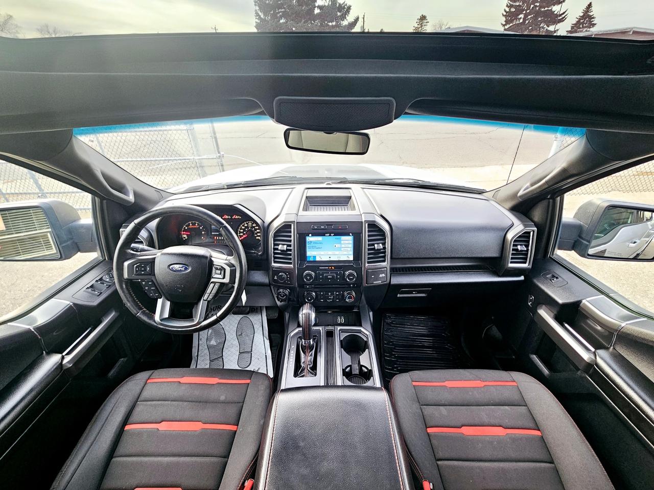 2016 Ford F-150 FX4 | 5.0L V8 | One Owner | Clean Title - Photo #7