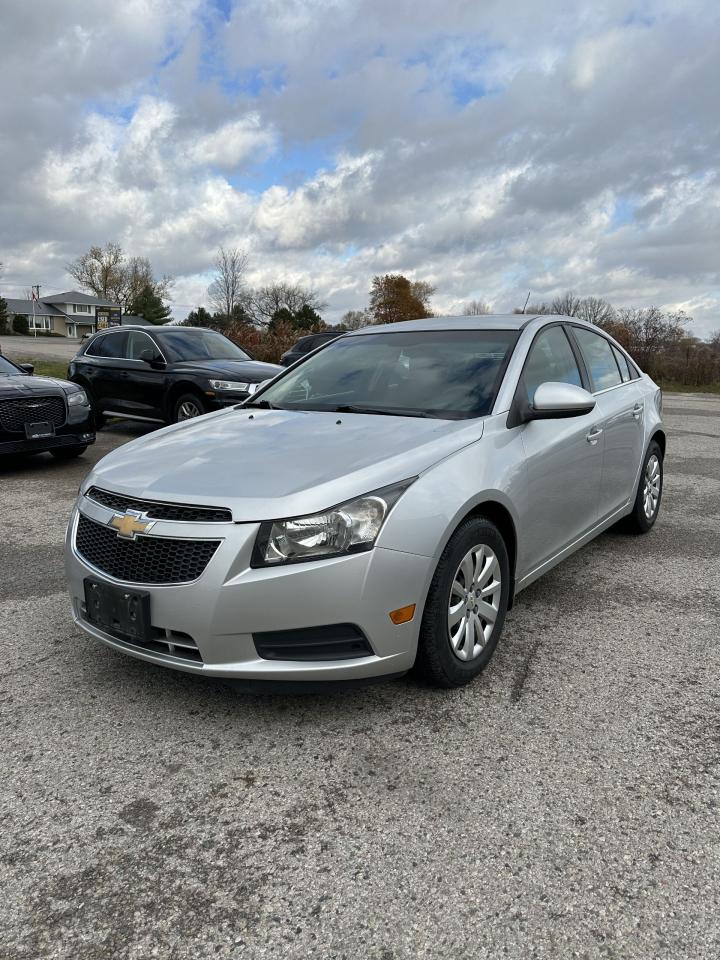 2011 Chevrolet Cruze LT Turbo w/1SA - Photo #3
