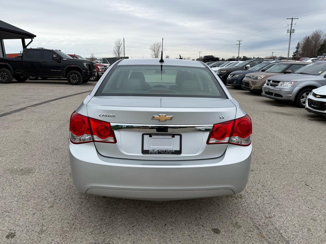2011 Chevrolet Cruze LT Turbo w/1SA - Photo #5