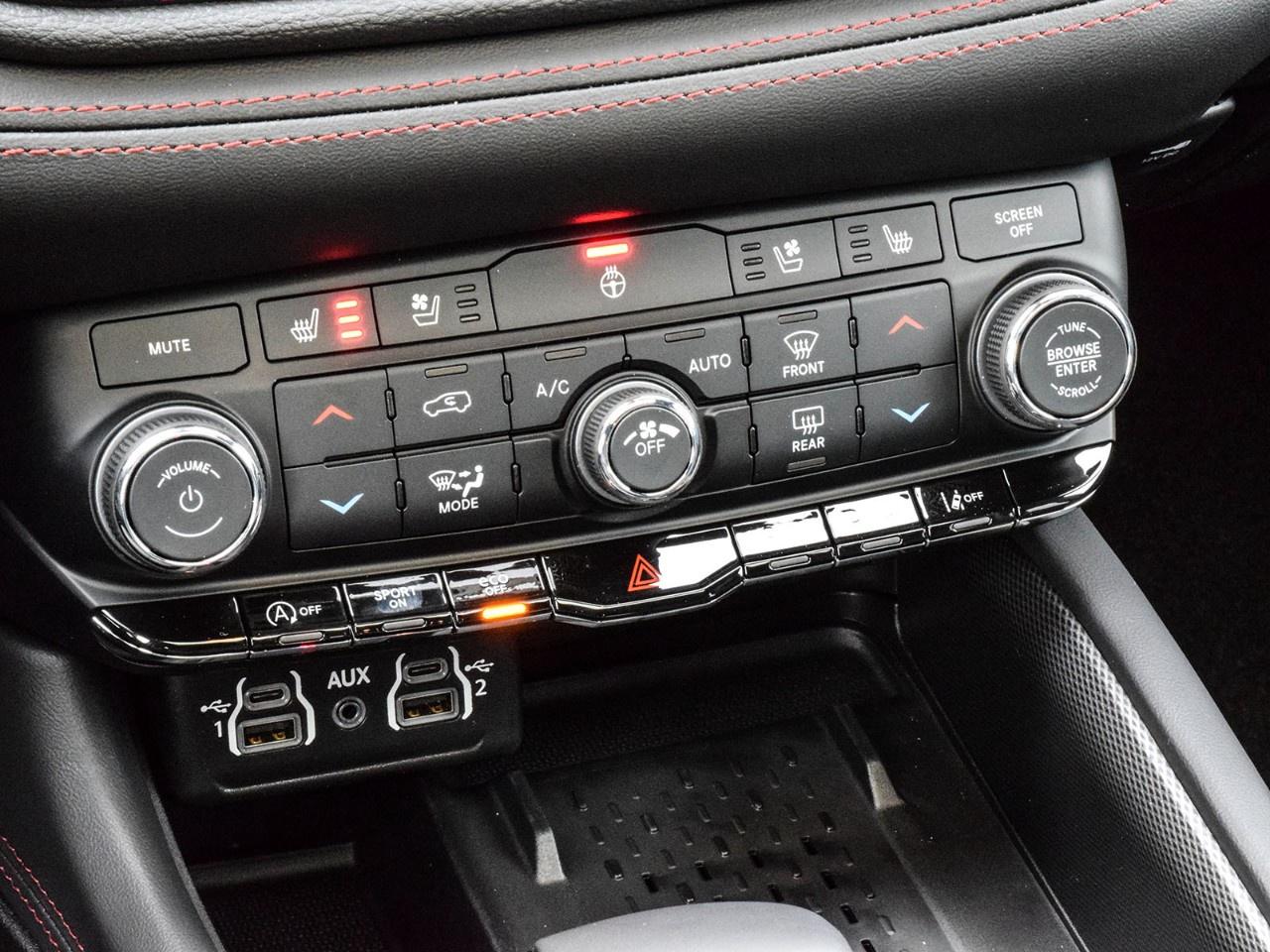 2025 Jeep Grand Cherokee LIMITED 4X4 Photo