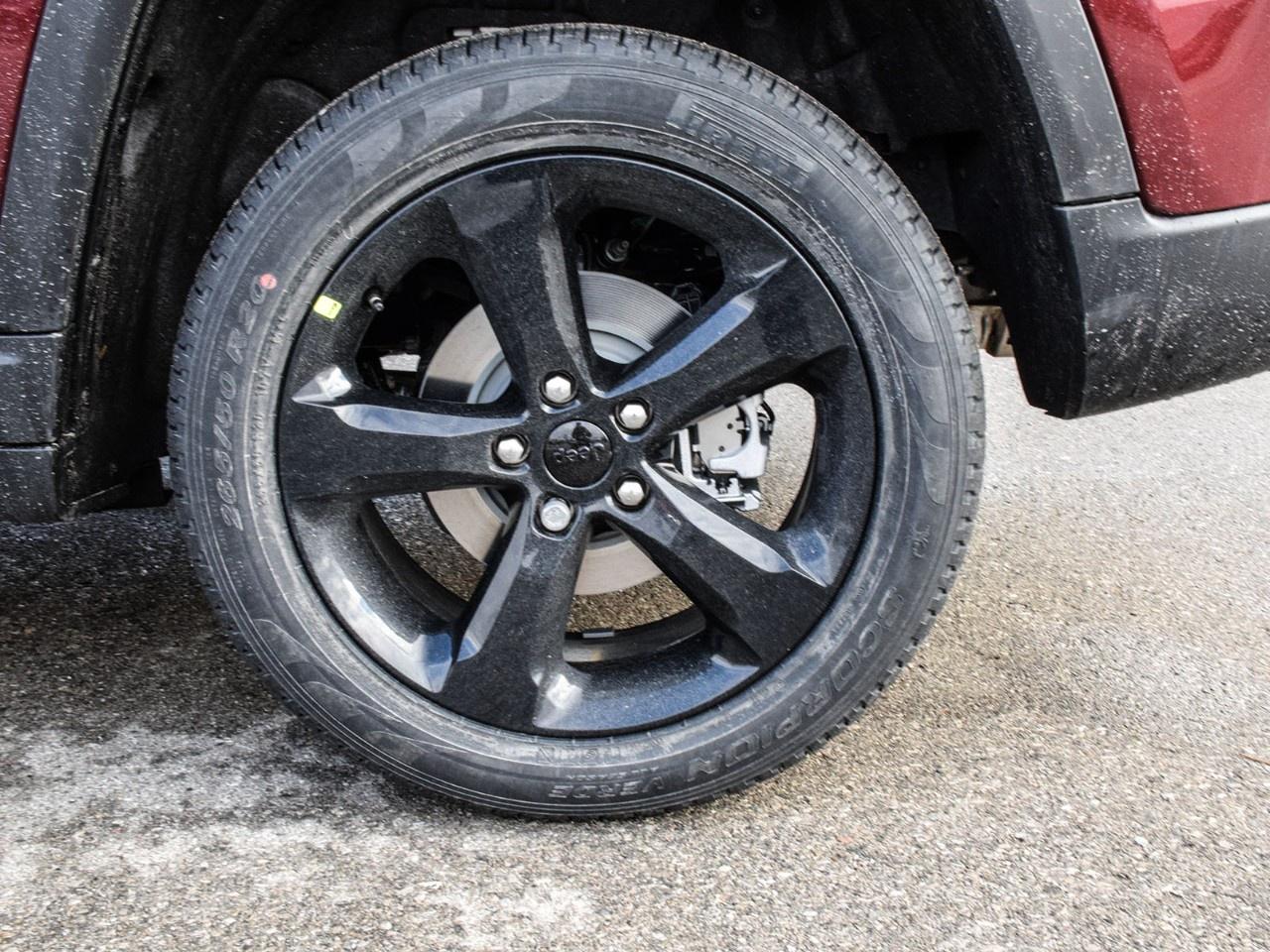 2025 Jeep Grand Cherokee LIMITED 4X4 Photo