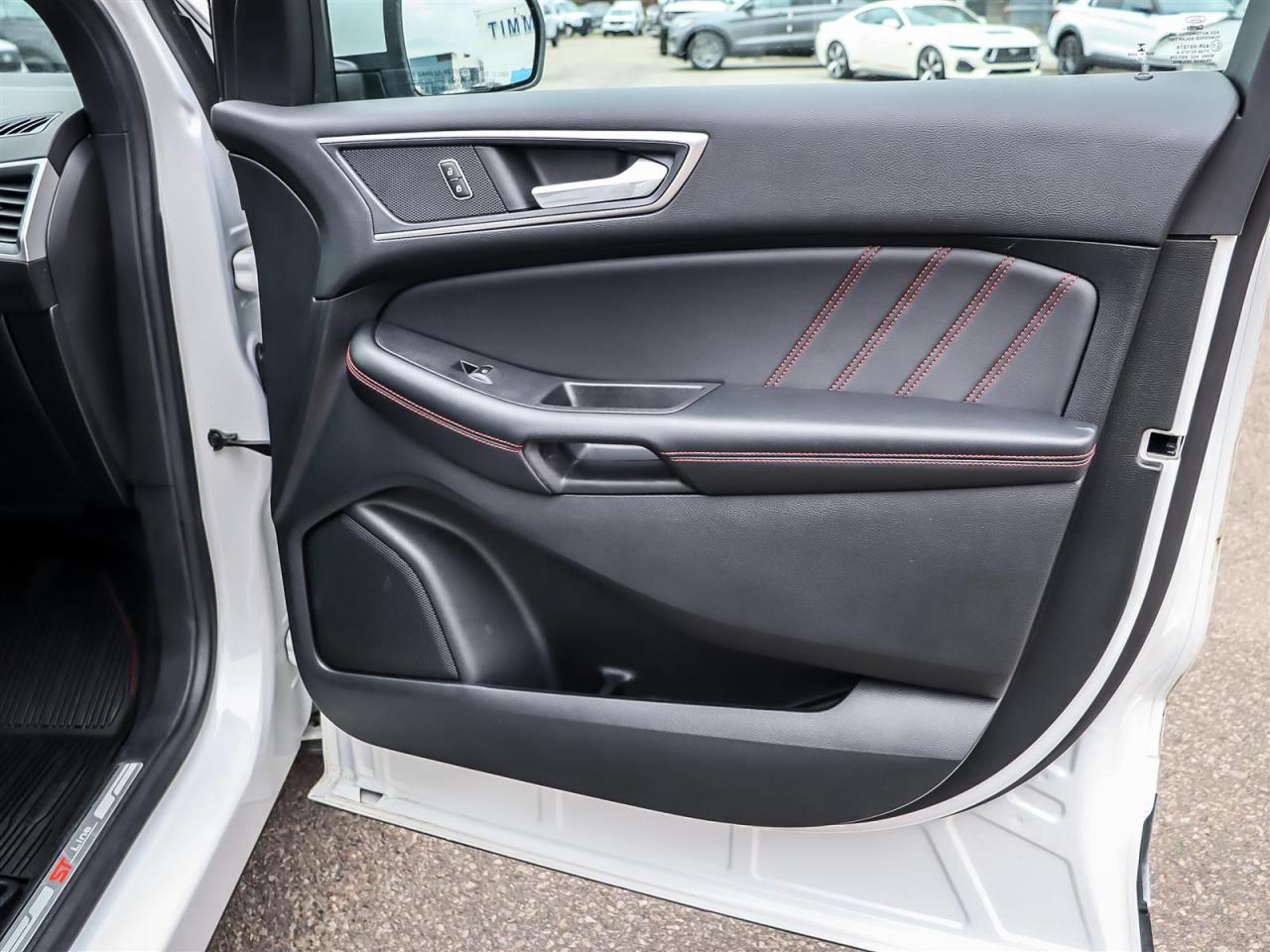 2022 Ford Edge ST Line Photo