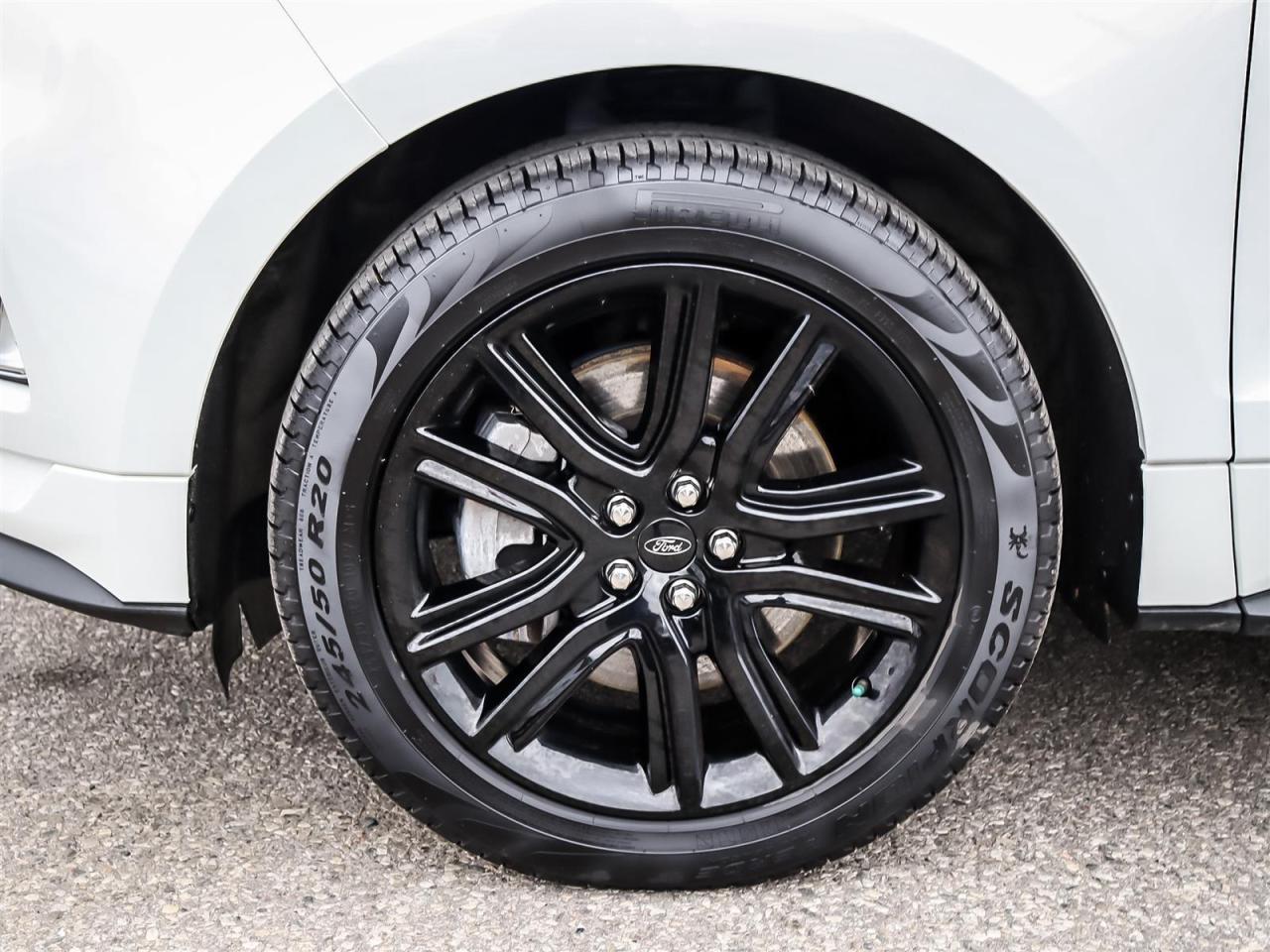 2022 Ford Edge ST Line Photo