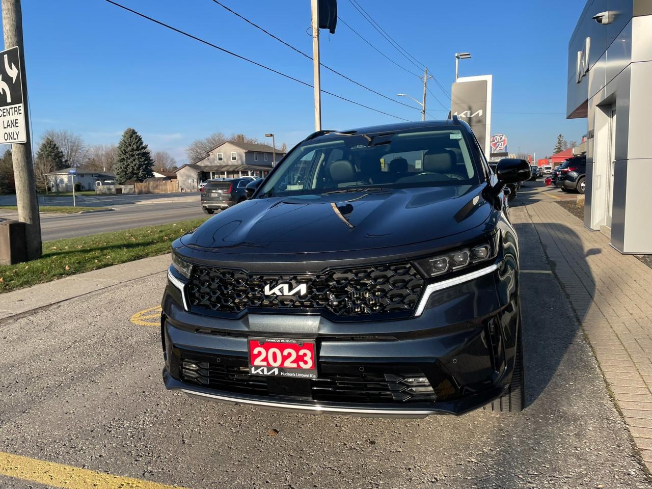 2023 Kia Sorento 2.5T EX+ One Owner | 20" Wheels Photo2