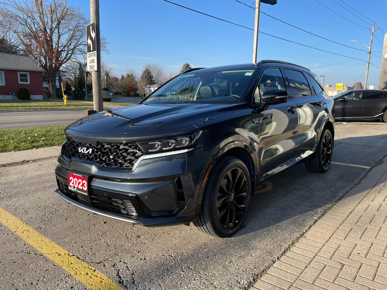 2023 Kia Sorento 2.5T EX+ One Owner | 20" Wheels Photo3
