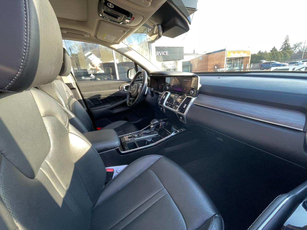 2023 Kia Sorento 2.5T EX+ One Owner | 20" Wheels Photo