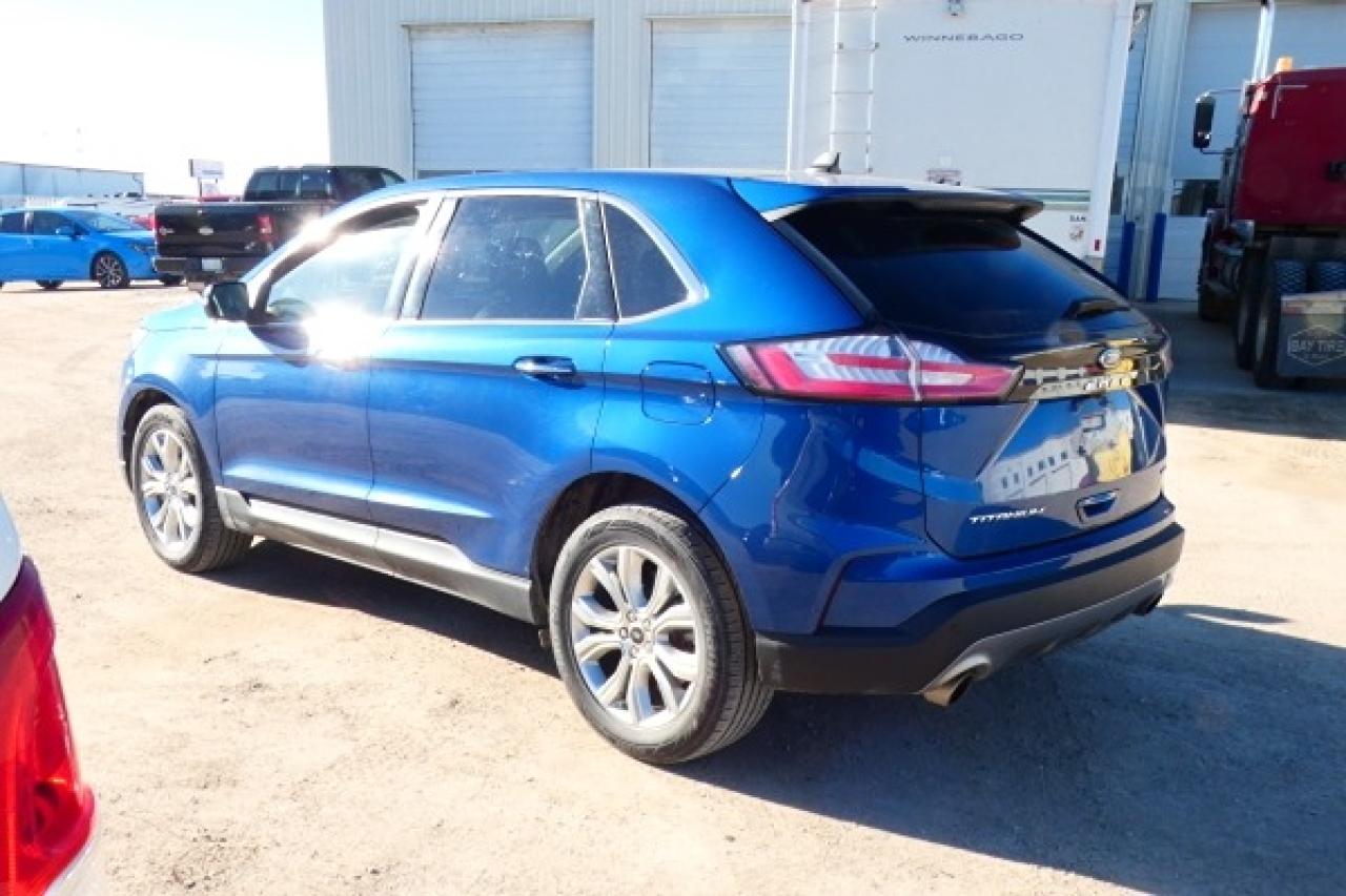 2024 Ford Edge Titanium AWD w/Htd Leather, pano S/R, BUC - Photo #8