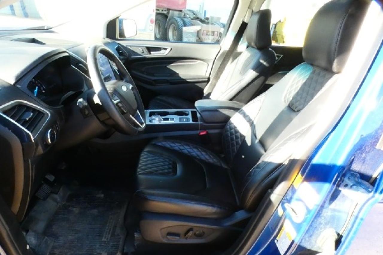 2024 Ford Edge Titanium AWD w/Htd Leather, pano S/R, BUC - Photo #11