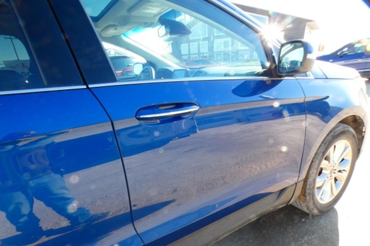 2024 Ford Edge Titanium AWD w/Htd Leather, pano S/R, BUC - Photo #40