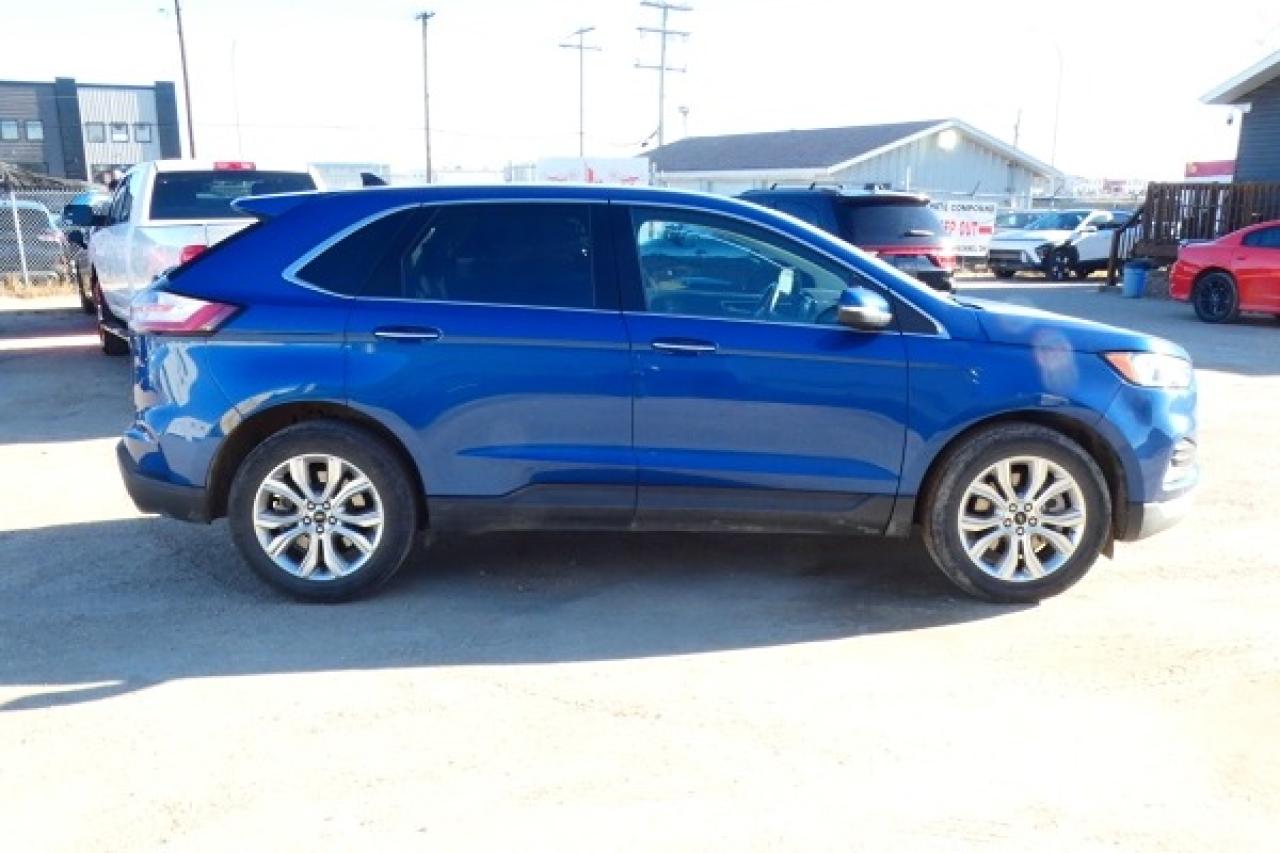 2024 Ford Edge Titanium AWD w/Htd Leather, pano S/R, BUC - Photo #5