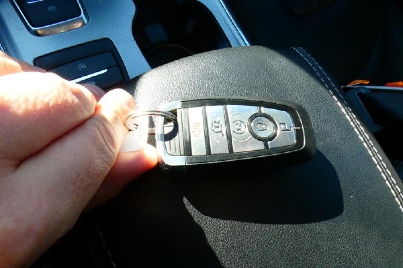 2024 Ford Edge Titanium AWD w/Htd Leather, pano S/R, BUC - Photo #21