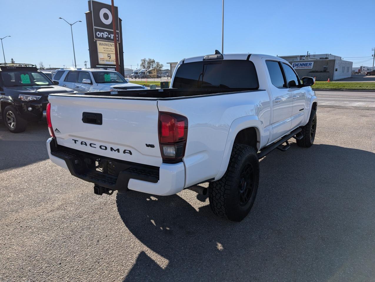 2019 Toyota Tacoma SR5 | 6' Box | TRD Wheels | Htd Seats - Photo #4
