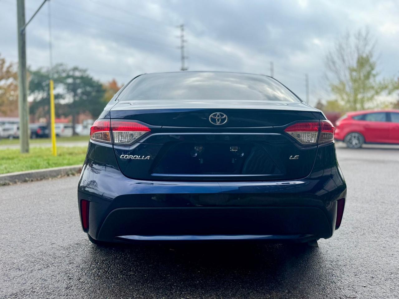 2020 Toyota Corolla LE - Photo #6