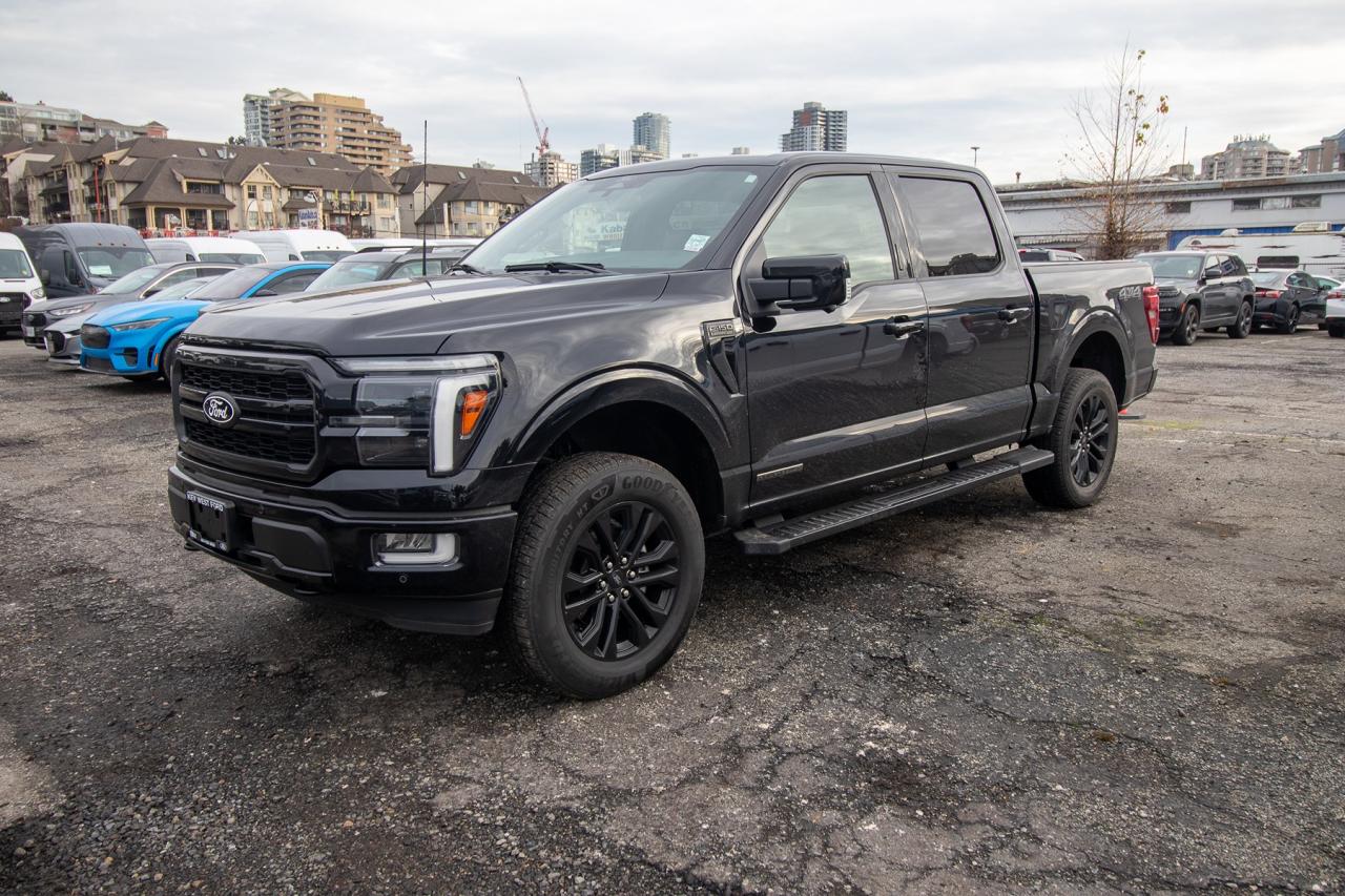 2024 Ford F-150 Lariat 4WD SuperCrew 5.5' Box Photo2