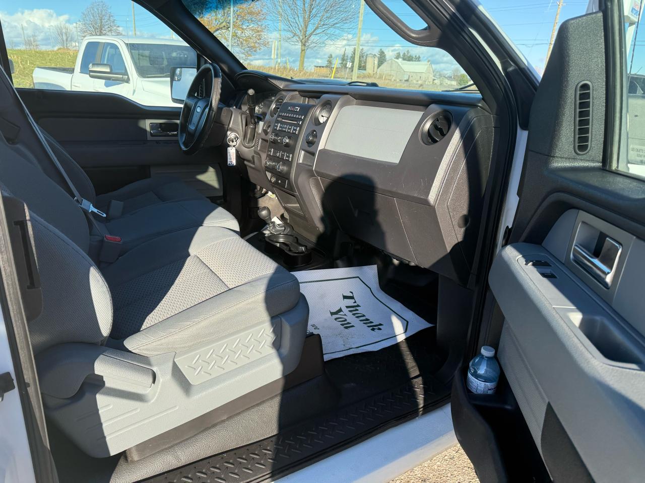 2011 Ford F-150 XL 4X4 - Photo #8