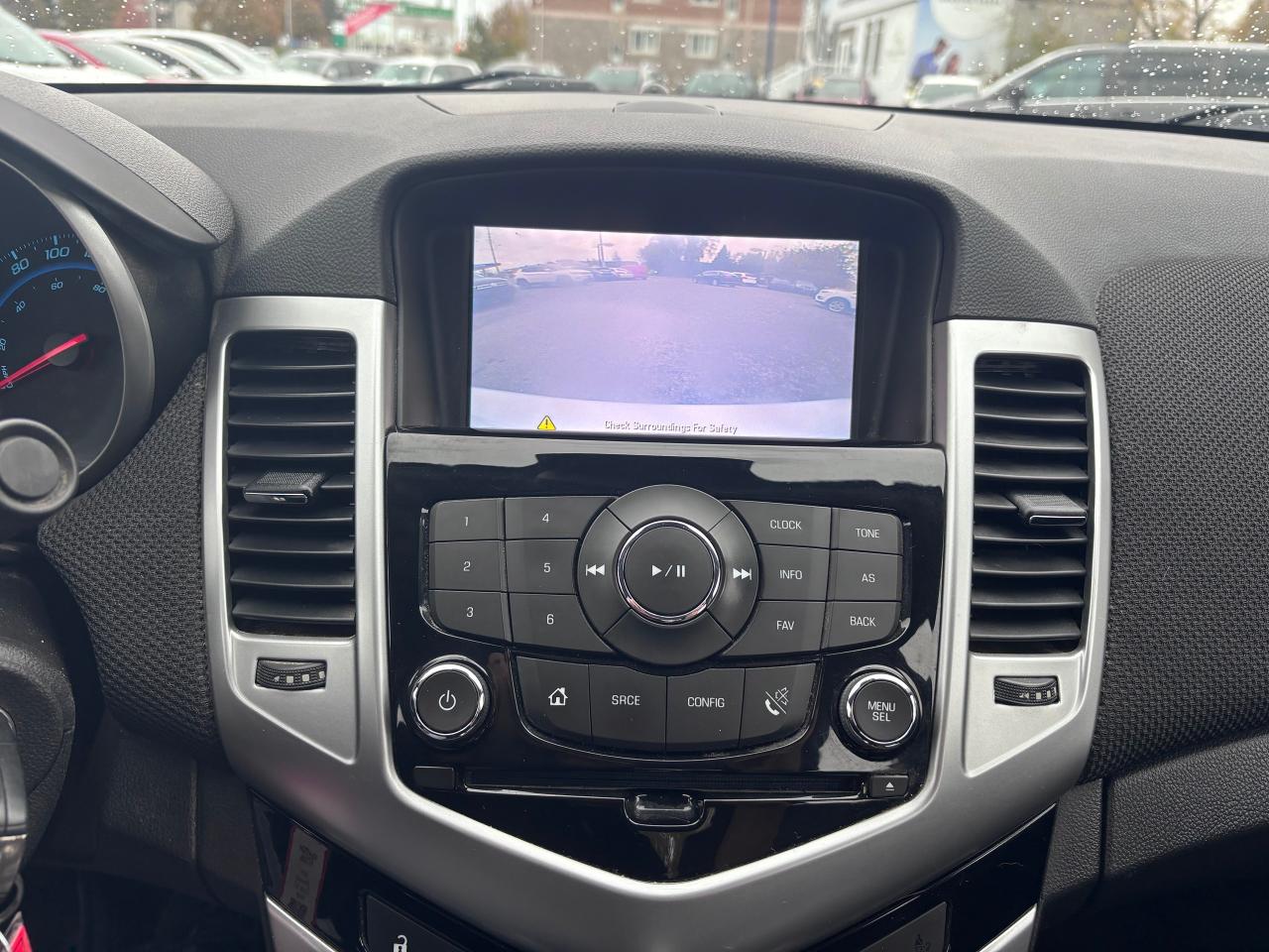 2014 Chevrolet Cruze 4dr Sdn 1LT - Photo #18