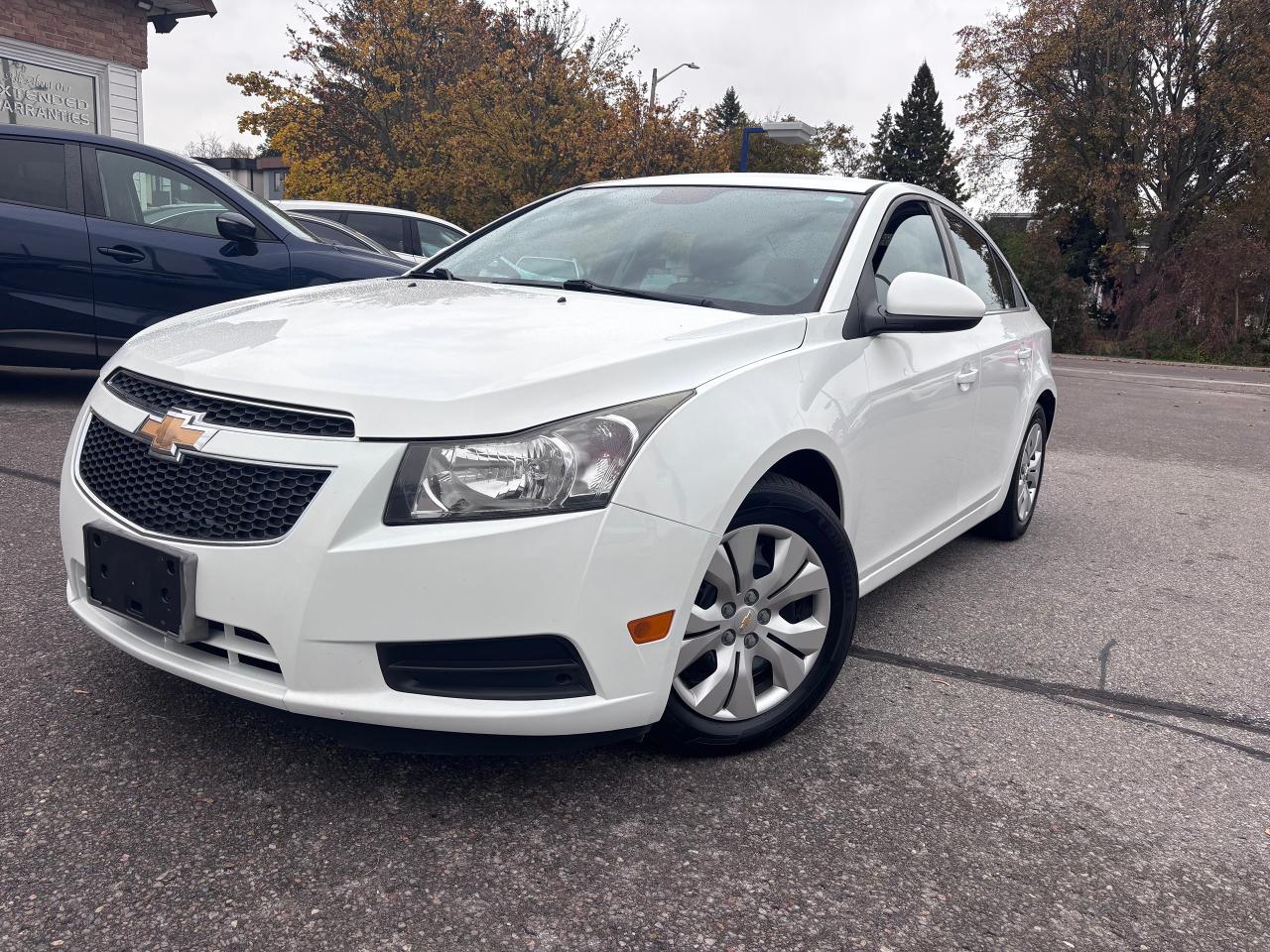 2014 Chevrolet Cruze 4dr Sdn 1LT - Photo #3