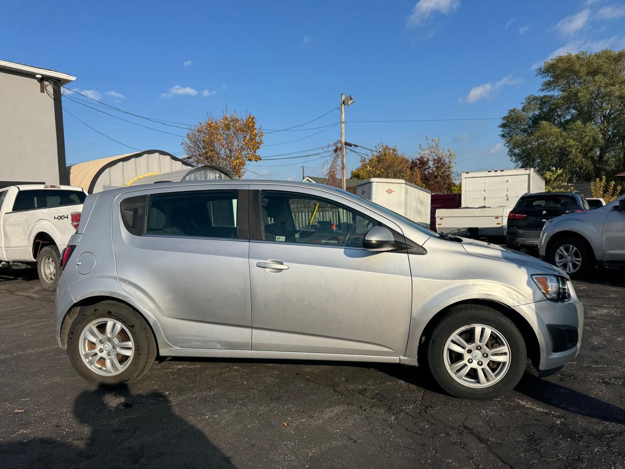 2015 Chevrolet Sonic HB LT Manual | CERTIFIED Photo3