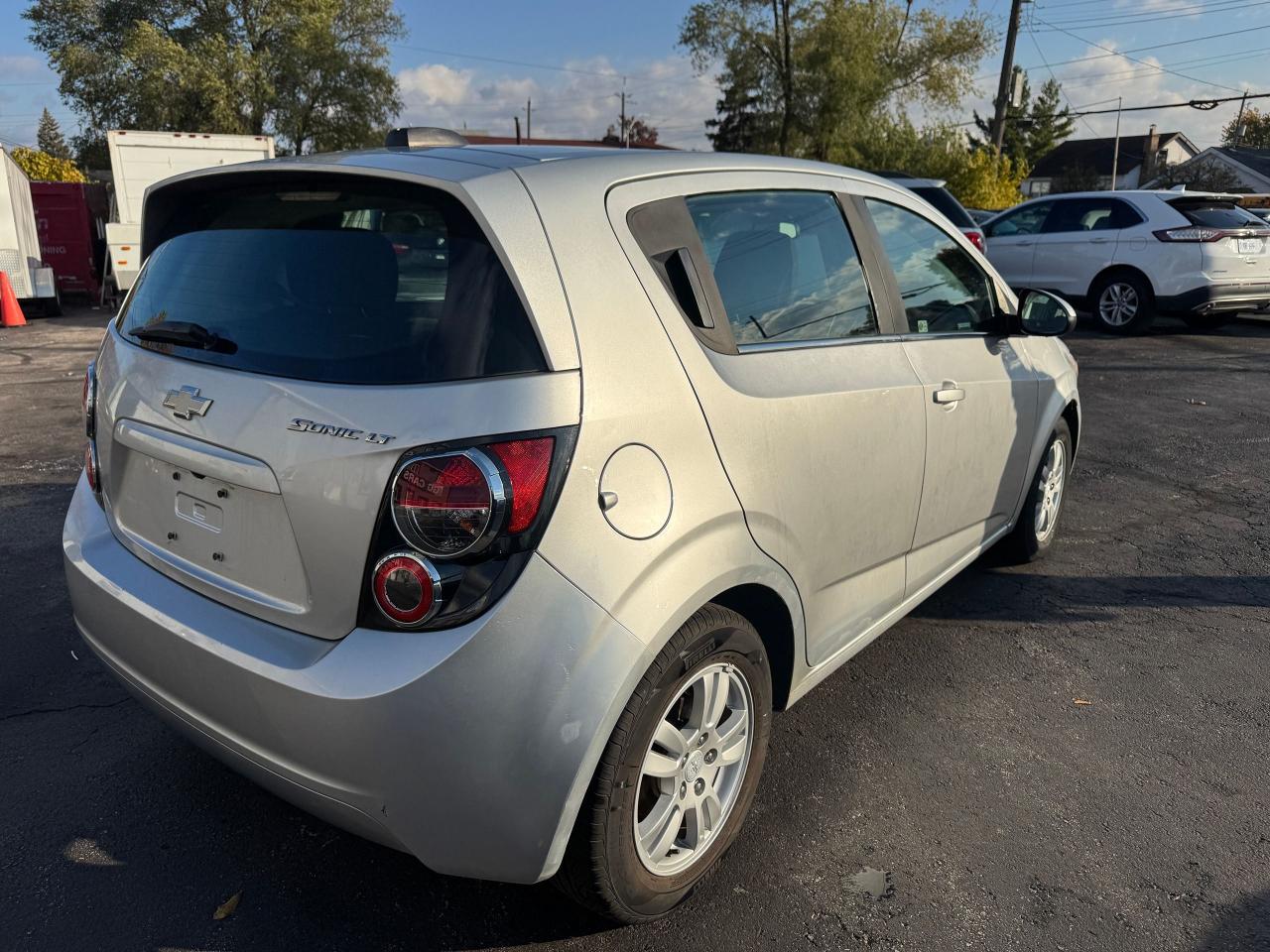 2015 Chevrolet Sonic HB LT Manual | CERTIFIED - Photo #5