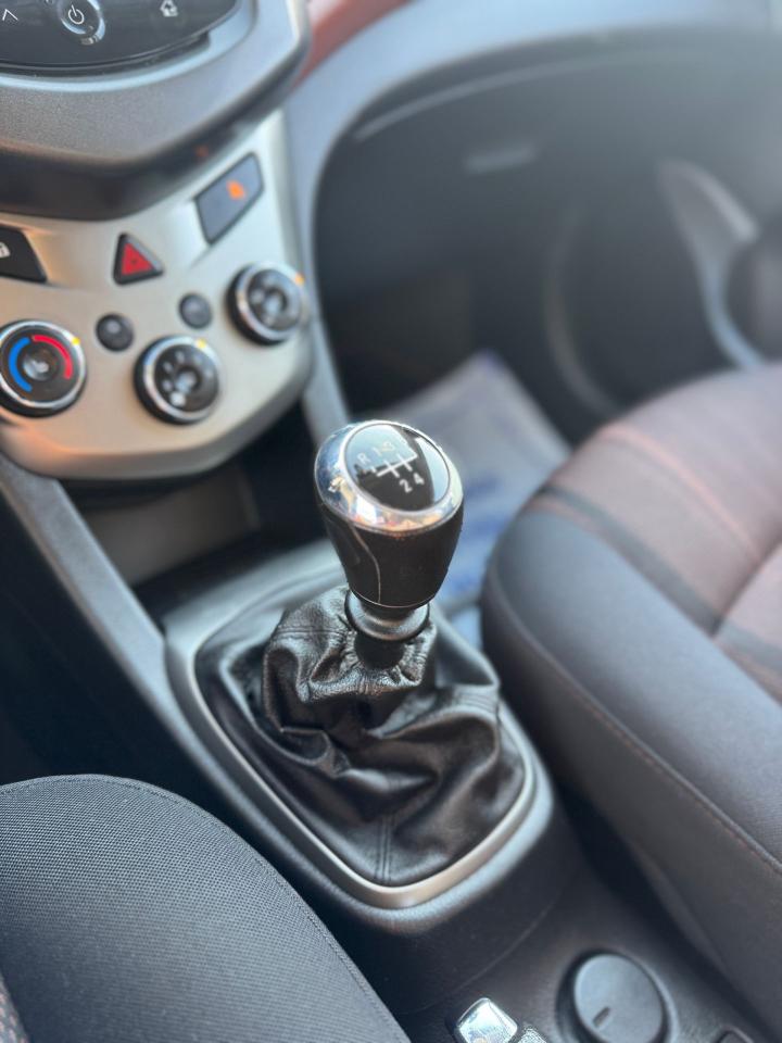 2015 Chevrolet Sonic HB LT Manual | CERTIFIED - Photo #13