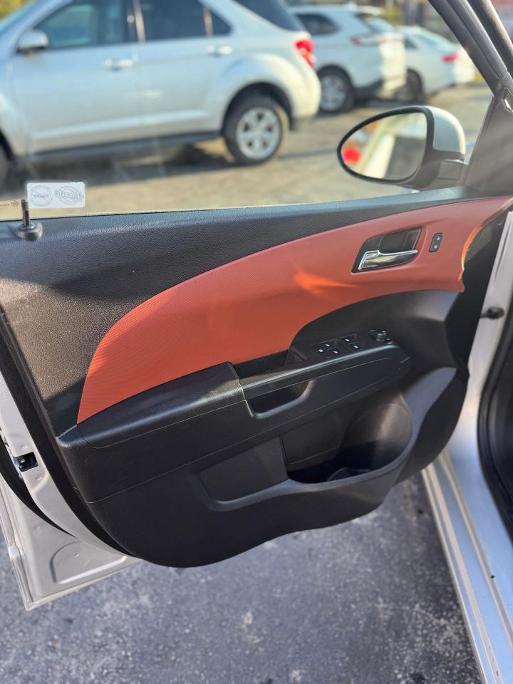 2015 Chevrolet Sonic HB LT Manual | CERTIFIED - Photo #15