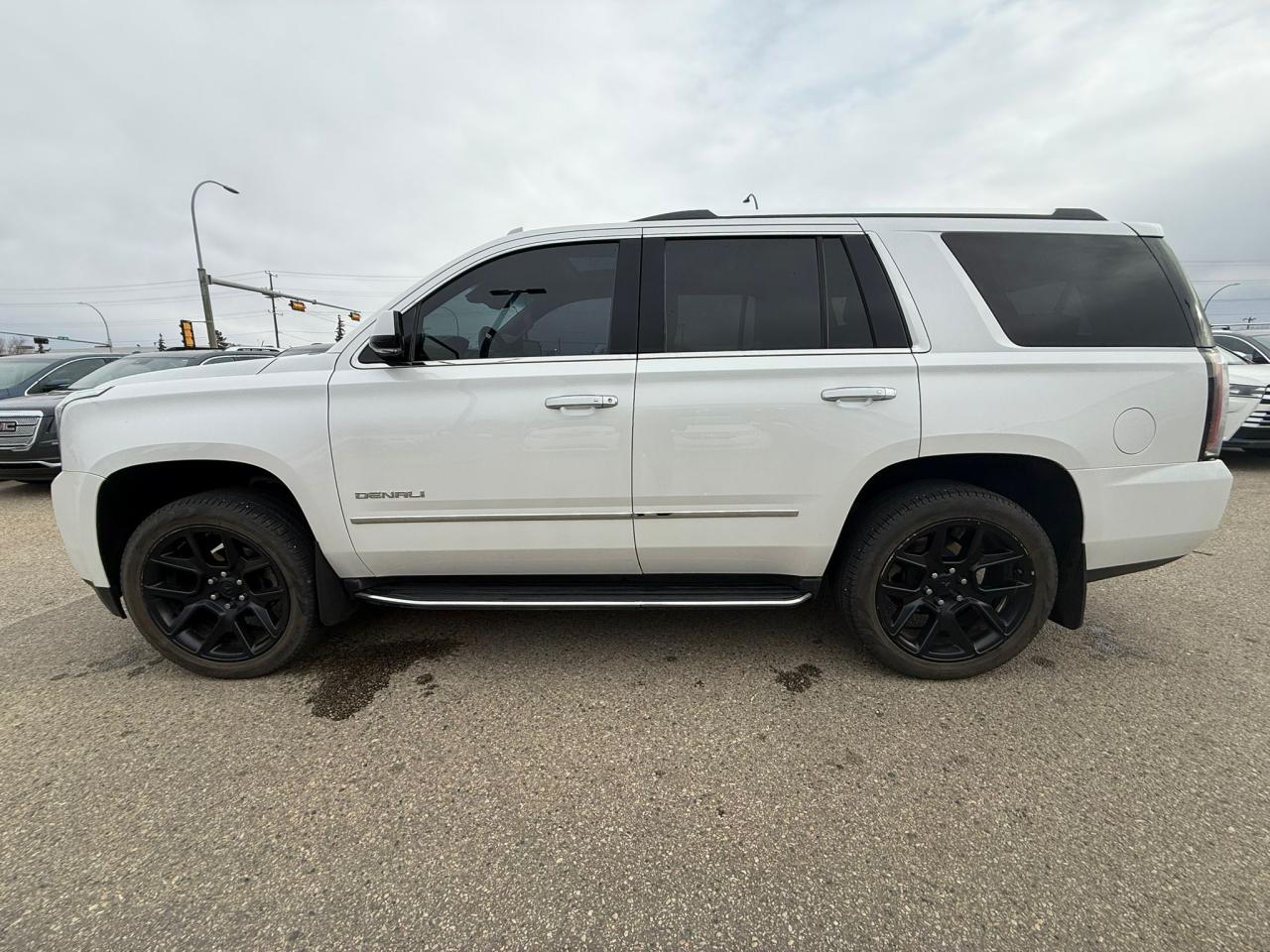 2017 GMC Yukon Denali | ALL CREDIT ACCEPTED!! - Photo #4