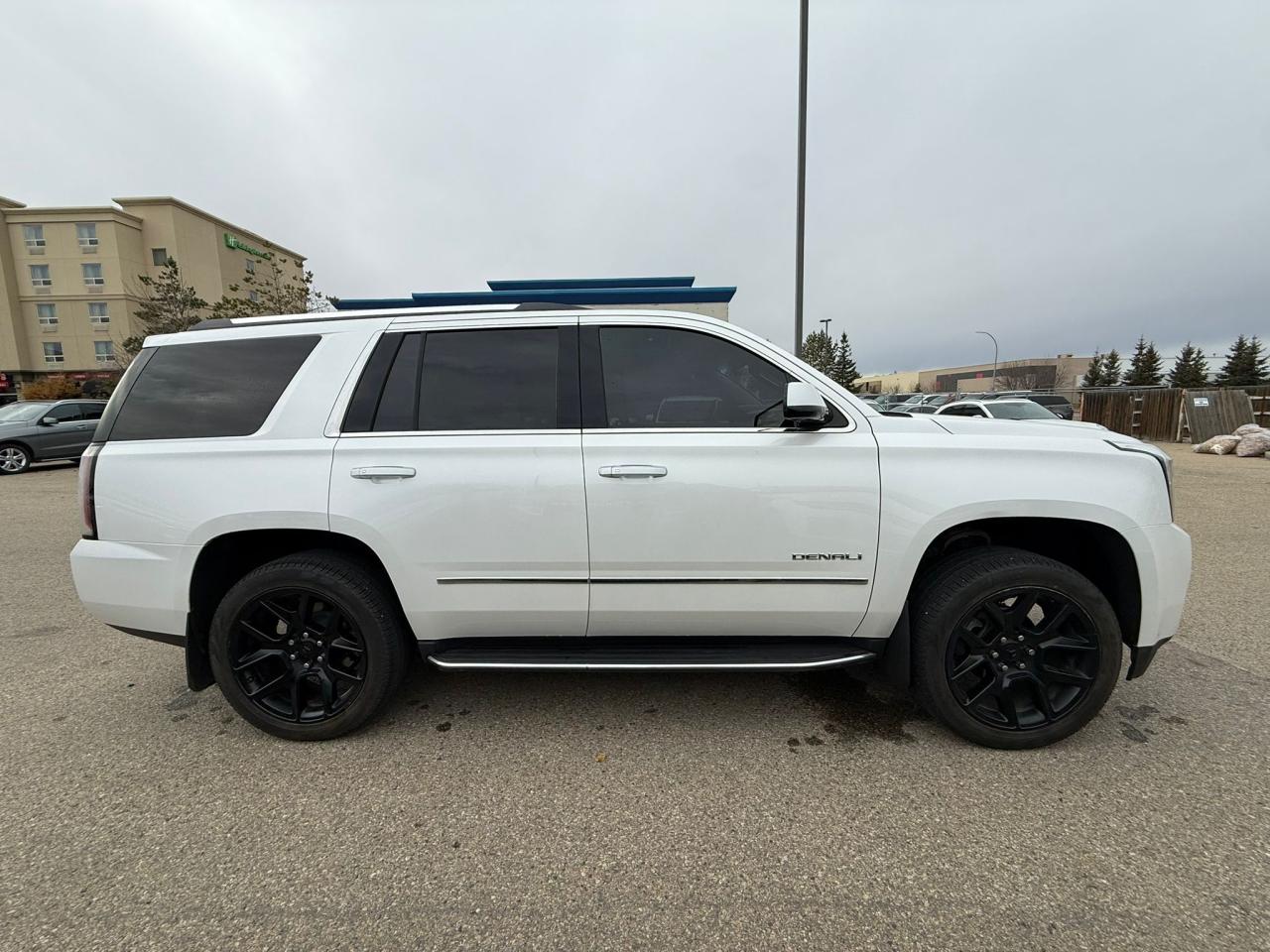 2017 GMC Yukon Denali | ALL CREDIT ACCEPTED!! - Photo #8