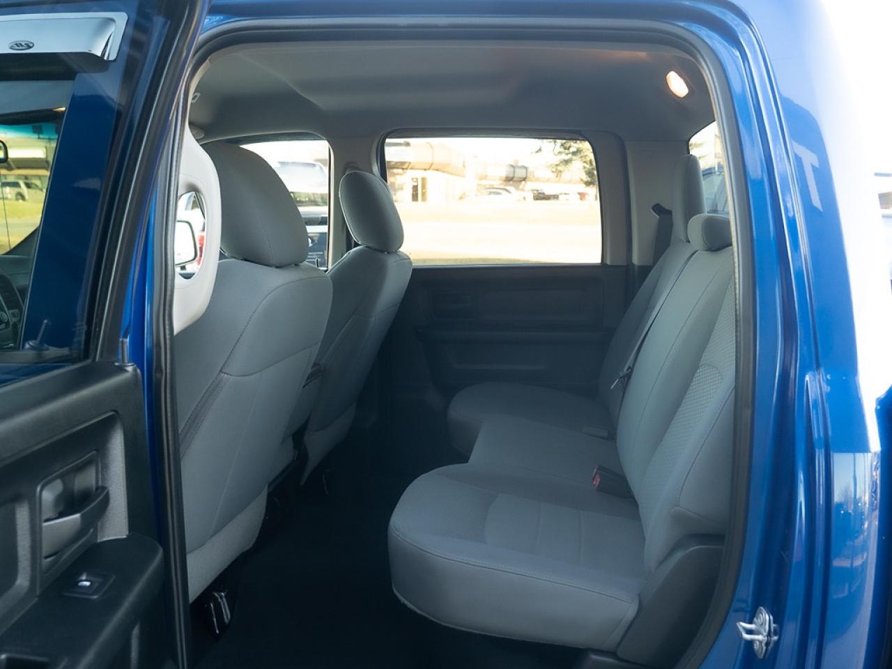 2019 RAM 1500 Classic Tradesman Crew Cab 4X4 Photo18