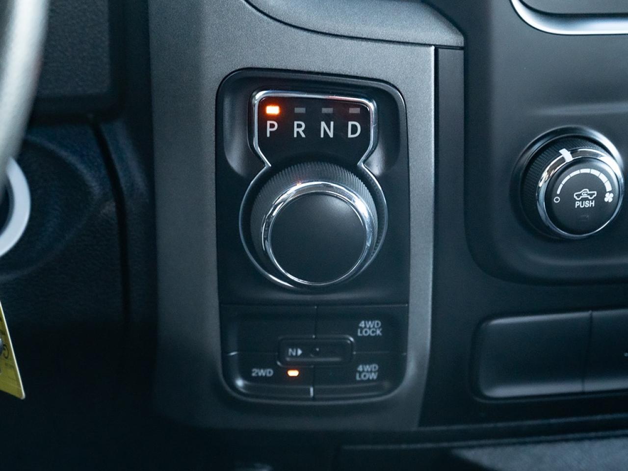 2019 RAM 1500 Classic Tradesman Crew Cab 4X4 Photo34