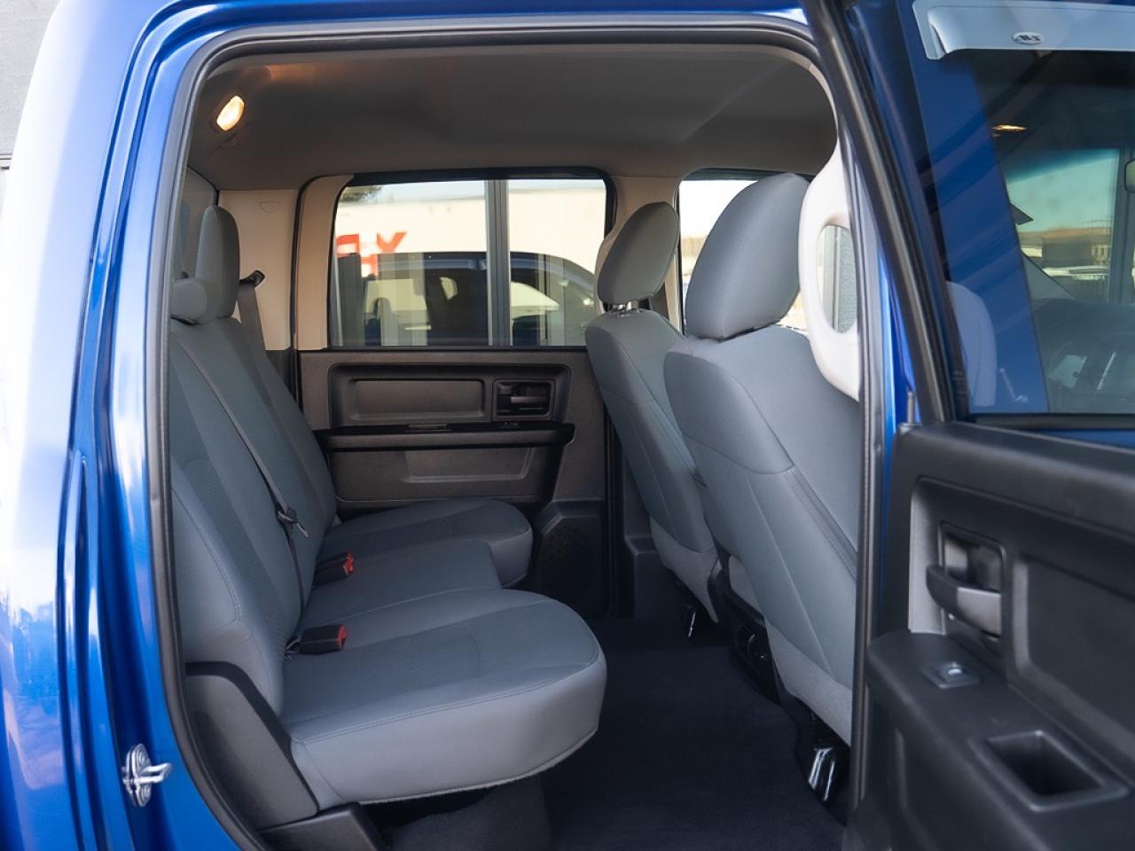 2019 RAM 1500 Classic Tradesman Crew Cab 4X4 Photo19