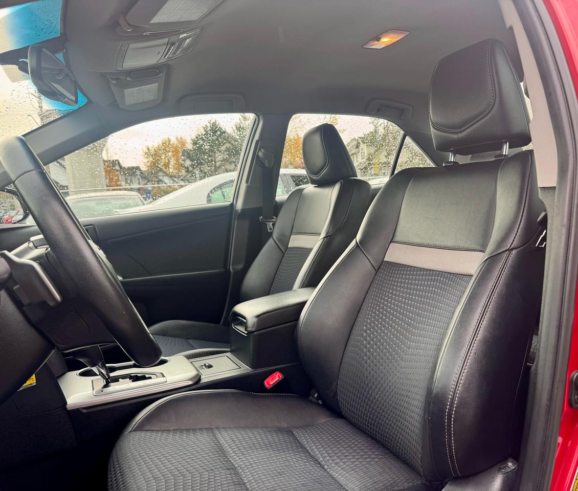 2012 Toyota Camry FINANCING AVAILABLE Photo9