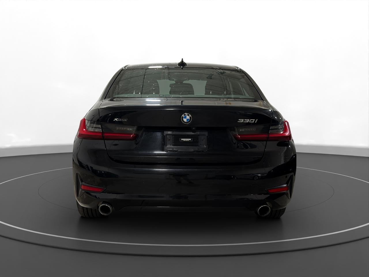 2022 BMW 3 Series 330i xDrive Photo