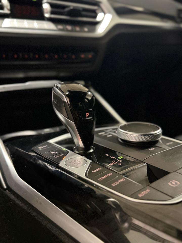 2022 BMW 3 Series 330i xDrive Photo